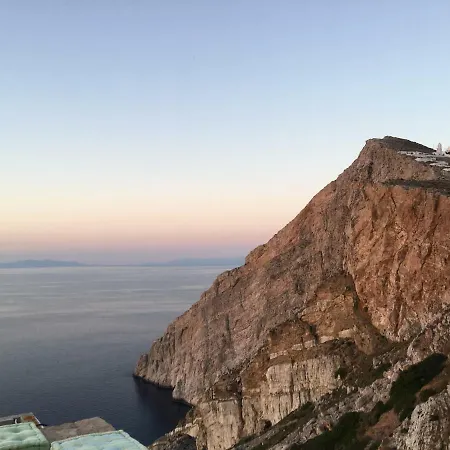 Folegandros-Cliffhouse Villa Exterior photo